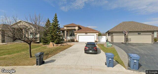 Larawan ng 107 Westwater Drive sa Winnipeg, Manitoba