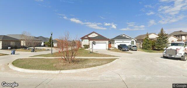 Larawan ng 112 Southside Drive sa Winnipeg, Manitoba