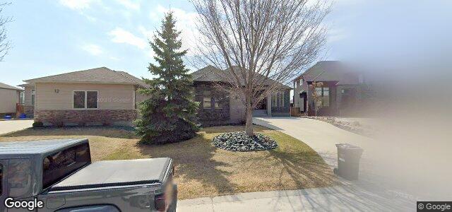 Larawan ng 16 Eastoak Drive sa Winnipeg, Manitoba
