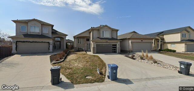 Larawan ng 16 Montvale Crescent sa Winnipeg, Manitoba