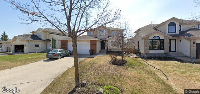 Larawan ng 18 Norcross Crescent sa Winnipeg, Manitoba