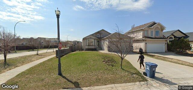 Larawan ng 2 Northport Bay sa Winnipeg, Manitoba