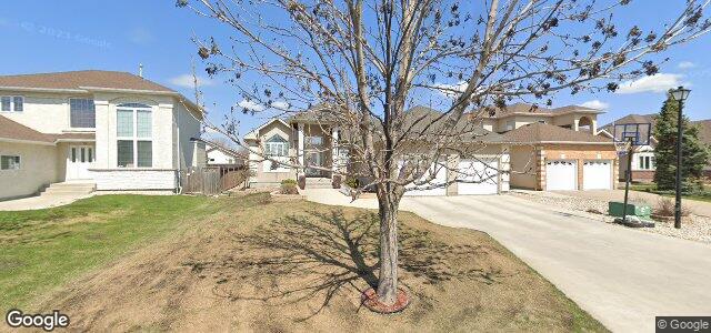 Larawan ng 241 Orchard Hill Drive sa Winnipeg, Manitoba
