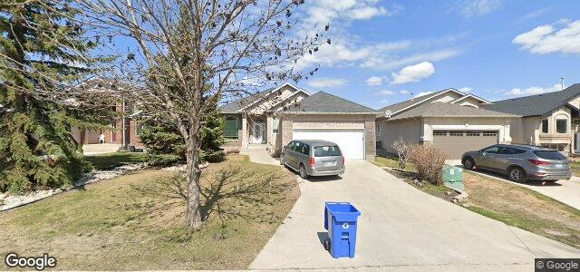 Larawan ng 27 Bridgeway Crescent sa Winnipeg, Manitoba