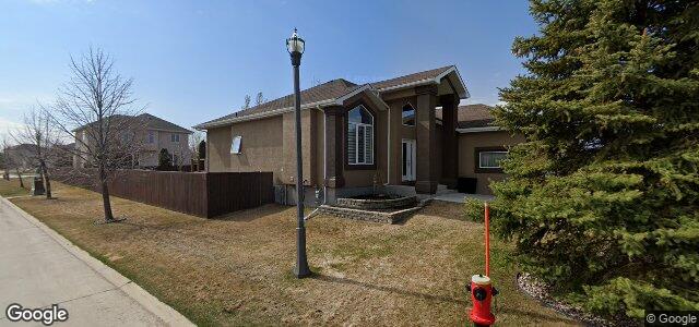 Larawan ng 30 Westwater Drive sa Winnipeg, Manitoba