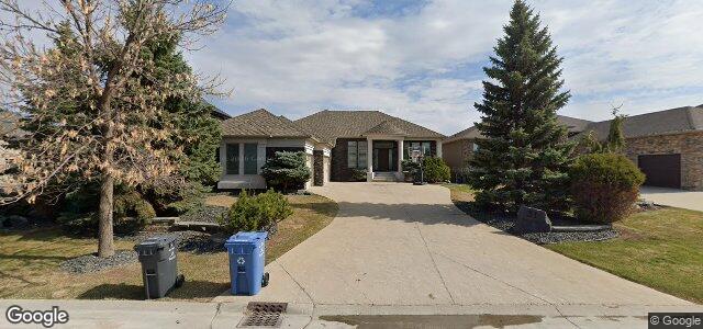 Larawan ng 31 Waterton Drive sa Winnipeg, Manitoba
