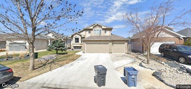 Larawan ng 35 Bridgeway Crescent sa Winnipeg, Manitoba