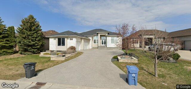 Larawan ng 35 Westwater Drive sa Winnipeg, Manitoba