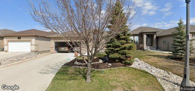 Larawan ng 37 Eastoak Drive sa Winnipeg, Manitoba