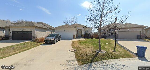 Larawan ng 42 Hardman Court sa Winnipeg, Manitoba
