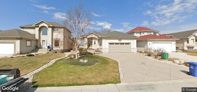 Photo of 49 Northport Bay in Winnipeg, Manitoba