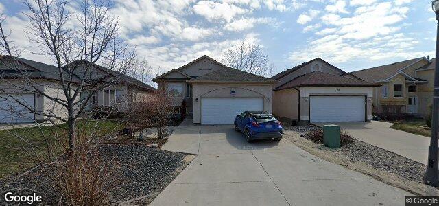 Larawan ng 51 Montvale Crescent sa Winnipeg, Manitoba