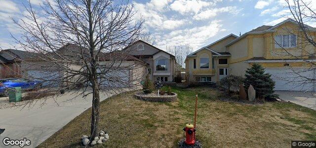 Larawan ng 55 Montvale Crescent sa Winnipeg, Manitoba