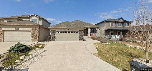 Larawan ng 58 Yorkwood Drive sa Winnipeg, Manitoba