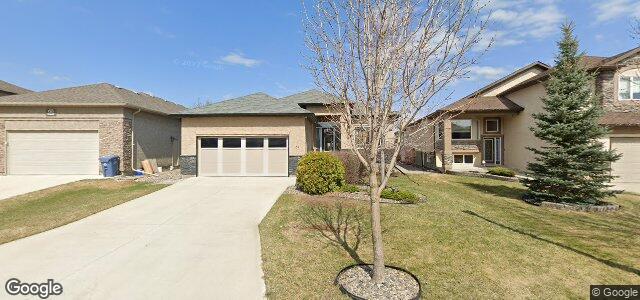 Larawan ng 61 Eastoak Drive sa Winnipeg, Manitoba