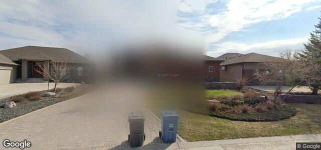 Larawan ng 61 Waterton Drive sa Winnipeg, Manitoba