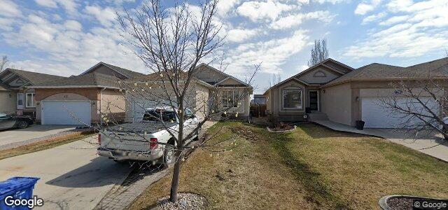 Larawan ng 71 Montvale Crescent sa Winnipeg, Manitoba