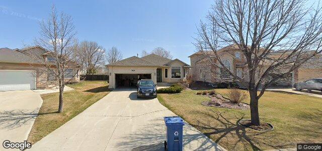 Larawan ng 71 Norcross Crescent sa Winnipeg, Manitoba