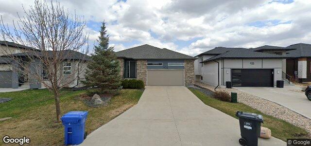 Larawan ng 102 Silver Sage Crescent sa Winnipeg, Manitoba