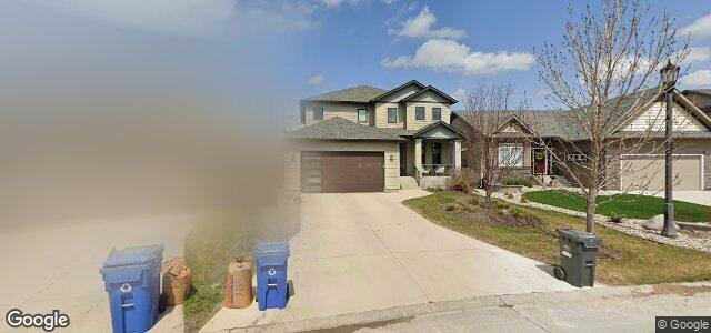 Larawan ng 111 Blue Sun Drive sa Winnipeg, Manitoba