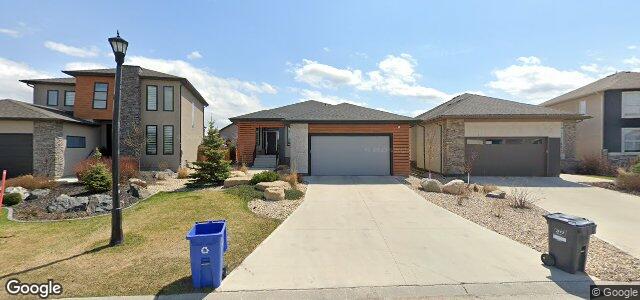 Larawan ng 14 East Plains Drive sa Winnipeg, Manitoba