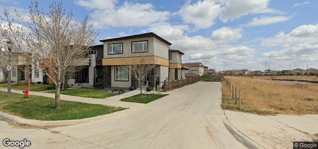 Larawan ng 15 Burning Glass Road sa Winnipeg, Manitoba