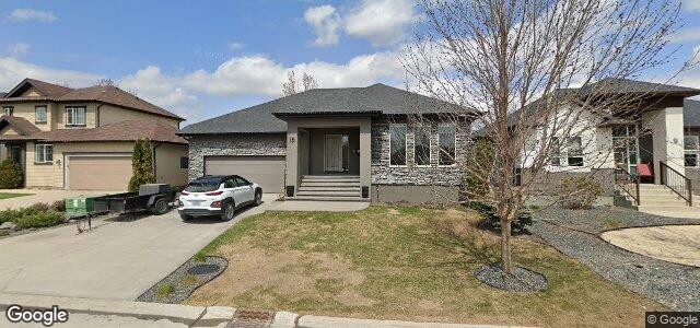 Larawan ng 15 Red Moon Road sa Winnipeg, Manitoba