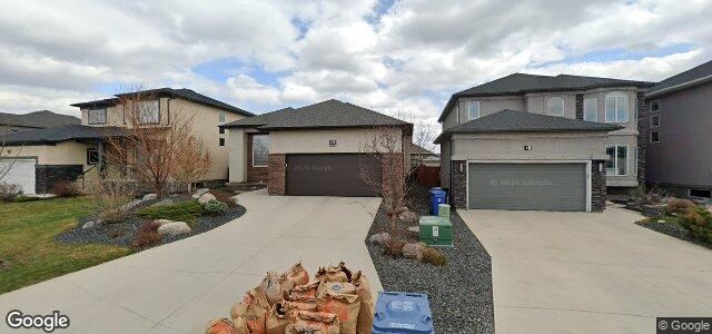 Larawan ng 15 Wild Iris Walk sa Winnipeg, Manitoba