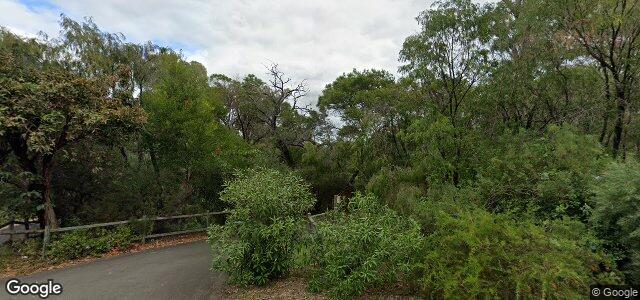 Larawan ng 15 Wildflower Way sa Winnipeg, Manitoba