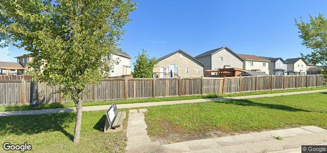 Larawan ng 198 Red Lily Road sa Winnipeg, Manitoba