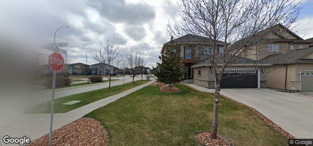 Larawan ng 2 Purple Sage Crescent sa Winnipeg, Manitoba