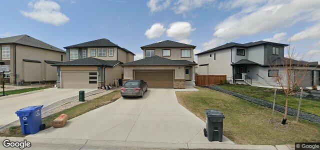 Larawan ng 207 Snowberry Circle sa Winnipeg, Manitoba