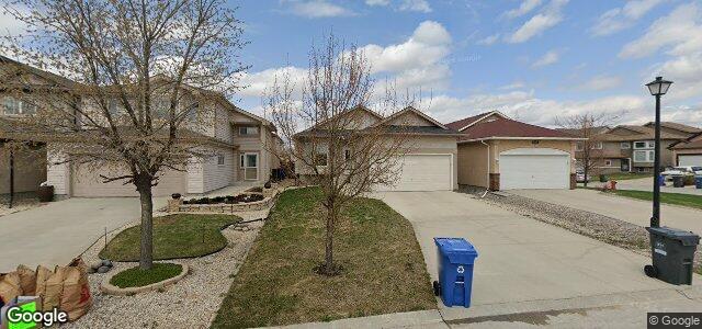 Photo of 207 Tallgrass Crescent in Winnipeg, Manitoba