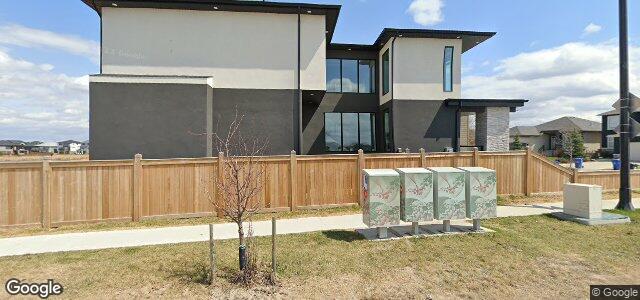 Larawan ng 3 East Plains Drive sa Winnipeg, Manitoba