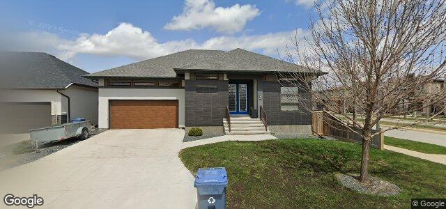 Photo of 3 Red Moon Road in Winnipeg, Manitoba