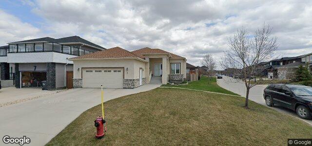 Larawan ng 3 Wild Iris Walk sa Winnipeg, Manitoba