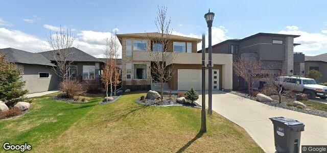 Larawan ng 30 East Plains Drive sa Winnipeg, Manitoba