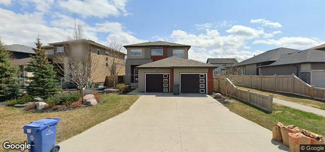 38 East Plains Drive（加拿大曼尼托巴省温尼伯市）房屋照片