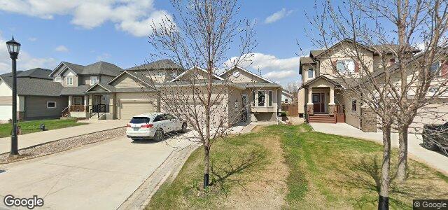 Larawan ng 39 Moonbeam Way sa Winnipeg, Manitoba