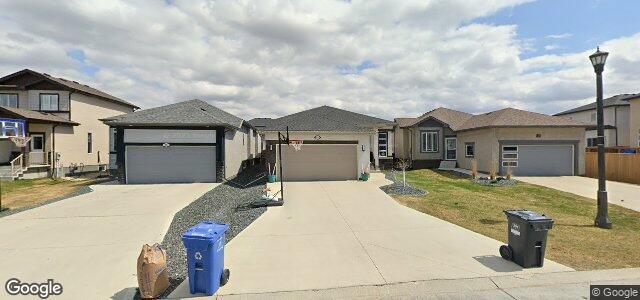 Larawan ng 61 Snowberry Circle sa Winnipeg, Manitoba