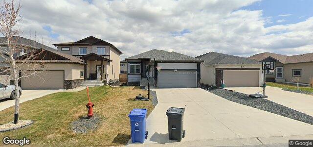 Larawan ng 65 Snowberry Circle sa Winnipeg, Manitoba
