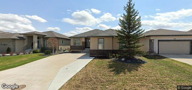 Larawan ng 70 Blue Sun Drive sa Winnipeg, Manitoba
