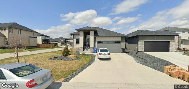 Larawan ng 71 East Plains Drive sa Winnipeg, Manitoba