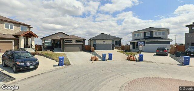 Larawan ng 94 East Plains Drive sa Winnipeg, Manitoba