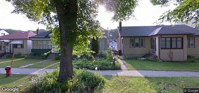 Larawan ng 1017 Sherburn Street sa Winnipeg, Manitoba