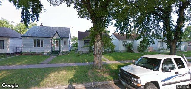 Larawan ng 1018 Sherburn Street sa Winnipeg, Manitoba