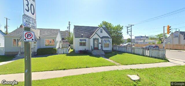 Larawan ng 1051 Clifton Street sa Winnipeg, Manitoba