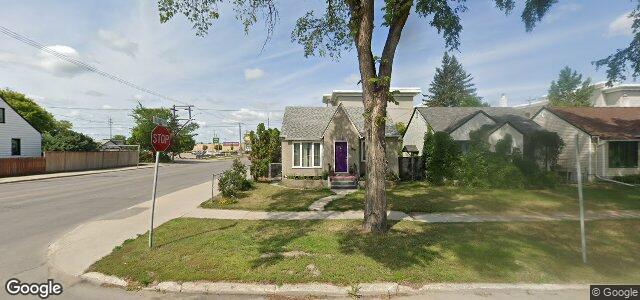 Larawan ng 1056 Strathcona Street sa Winnipeg, Manitoba