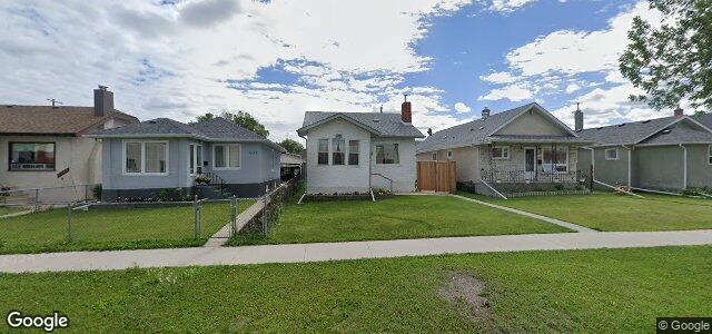 Larawan ng 1081 Dominion Street sa Winnipeg, Manitoba