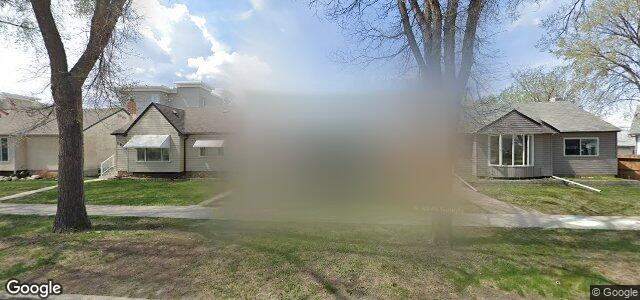 Larawan ng 1088 Strathcona Street sa Winnipeg, Manitoba